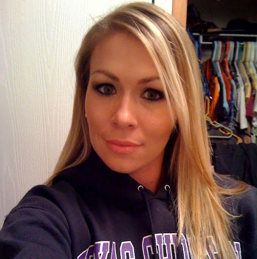 Crystal Lopez Photo 30