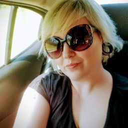 Lucinda Lewis Photo 36