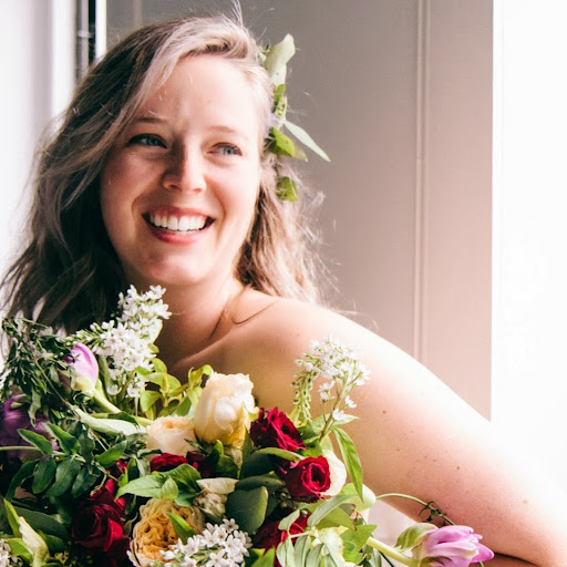 Marie Morrow Photo 9