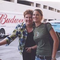 Lisa Schwab Photo 28