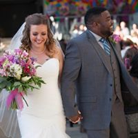 Julia Messenger Photo 4