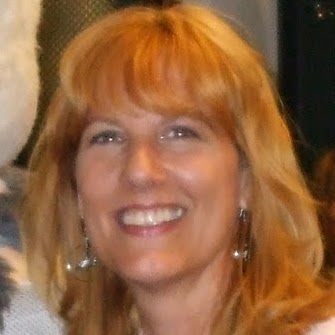 Dana Bateman Photo 20