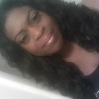 Dee Campbell Photo 17