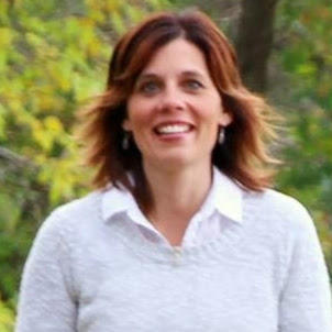 Michelle Huber Photo 19