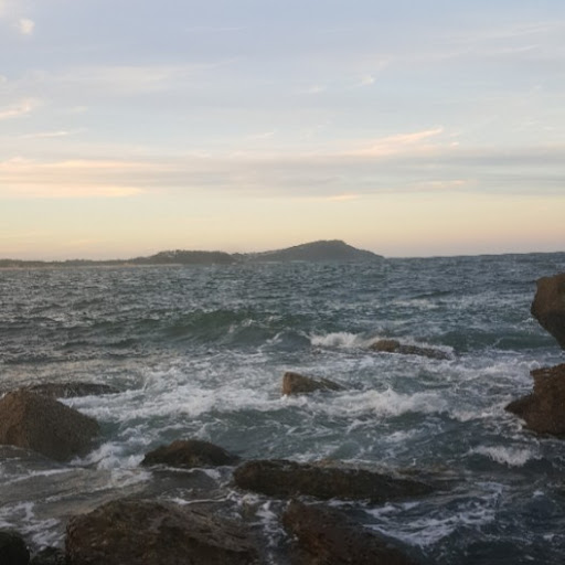 Victoria He Photo 15