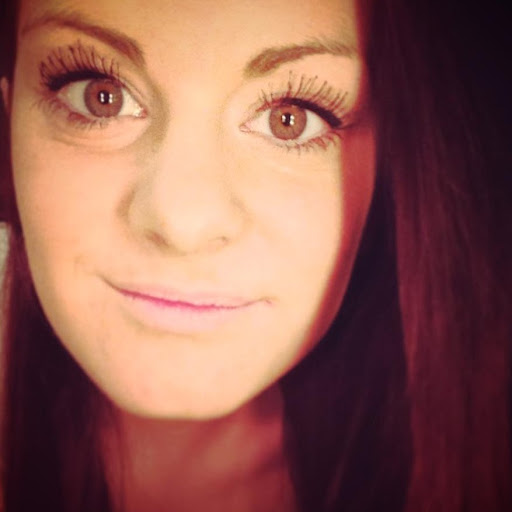 Caroline Thibault Photo 6