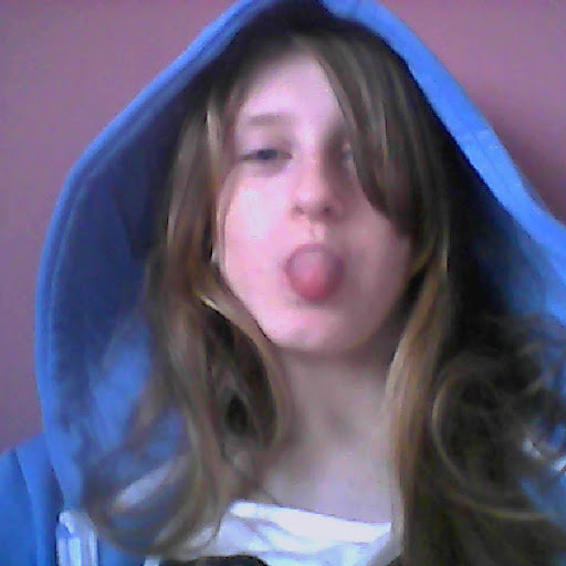 Katie Williams Photo 23