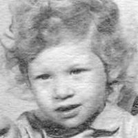 Alice Hudson Photo 13