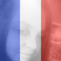 Elizabeth Watts Photo 22