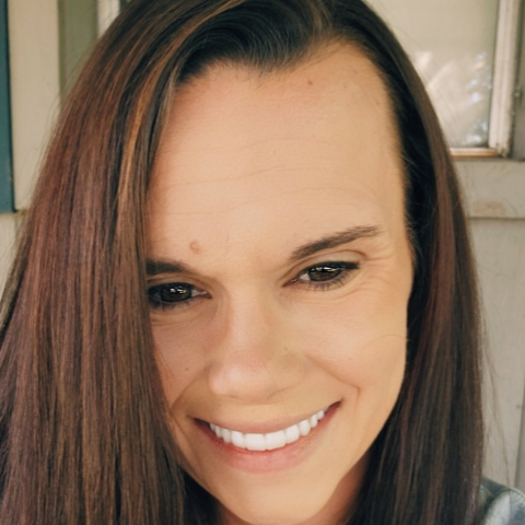 Elizabeth Gould Photo 29