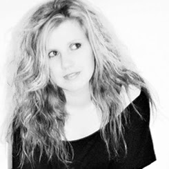 Angela Manning Photo 8