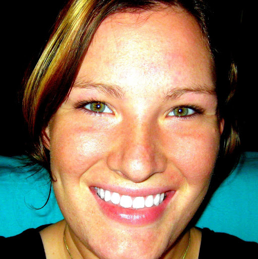 Stephanie Francis Photo 21