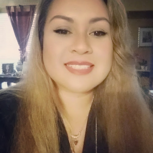 Christine Gutierrez Photo 29