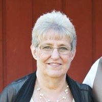 Debbie Hogan Photo 37