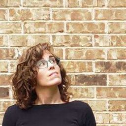 Elizabeth Mccoy Photo 37