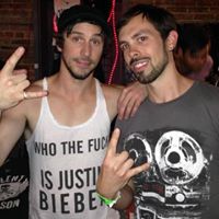 Dustin Macpherson Photo 9