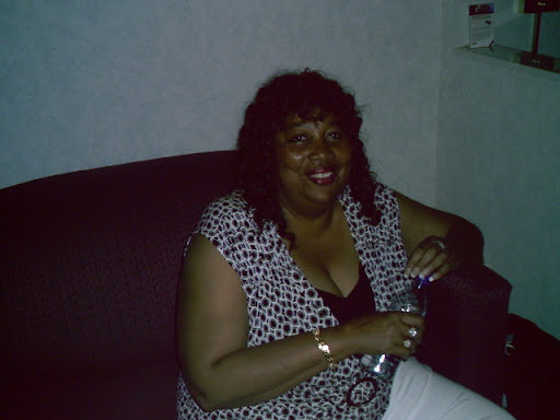 Linda Green Photo 42
