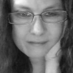 Heidi Christensen Photo 13