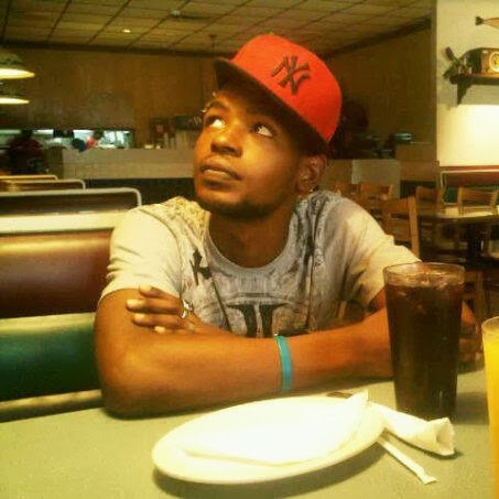 Richard Tate Photo 12