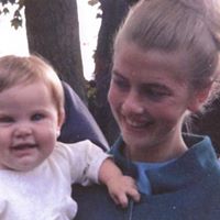 Claire Mcgowan Photo 28