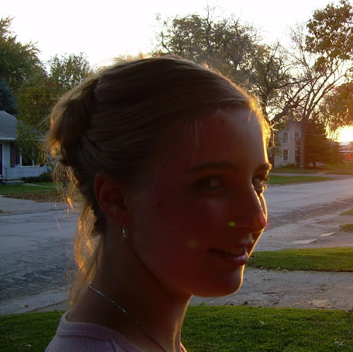 Kate Padilla Photo 17