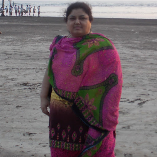 Neelam Bhatia Photo 13