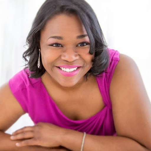 Christina Miles Photo 14