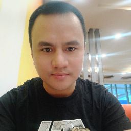 Ronald Lucas Photo 26