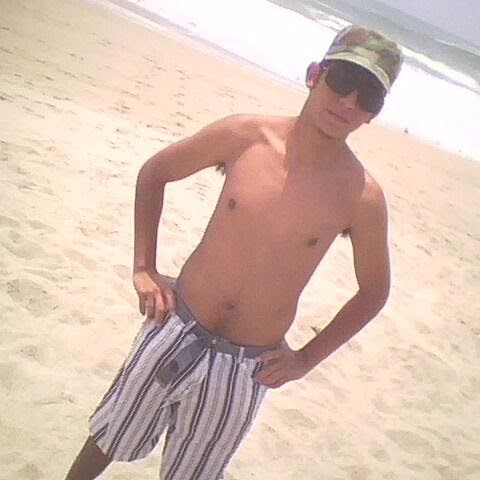 Cesar Aranda Photo 16