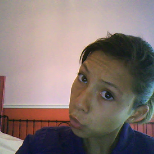 Laura Booker Photo 5