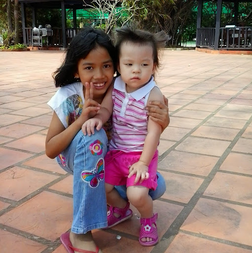 Tabitha Lowe Photo 8