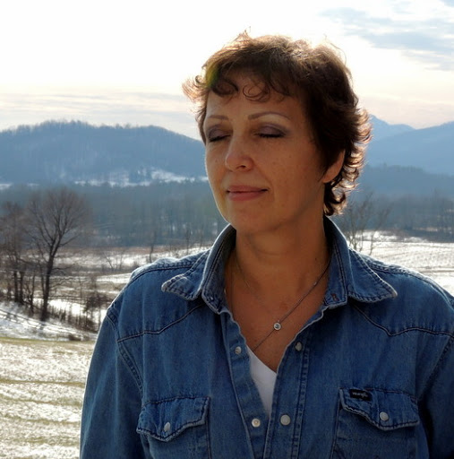 Sharon Tucker Photo 18