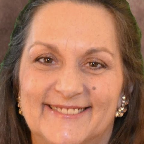 April Holdun Photo 3