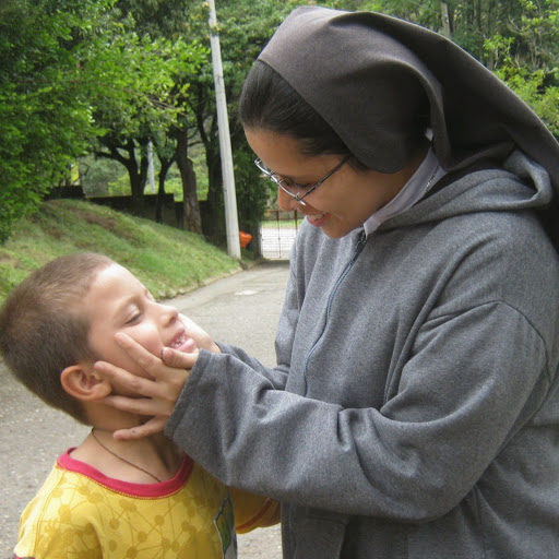 Consuelo Giraldo Photo 5