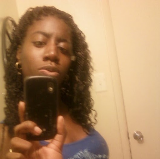 Adriana Johnson Photo 15