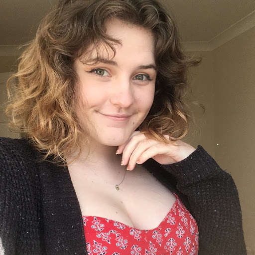 Samantha Reed Photo 17