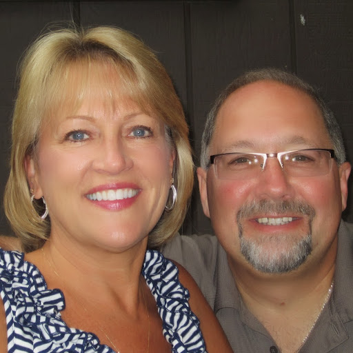 Connie Lindsey Photo 14