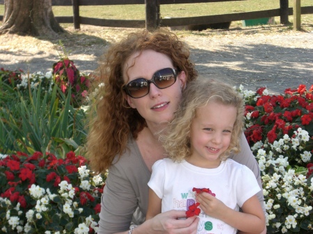 Jennifer Mauldin Photo 22