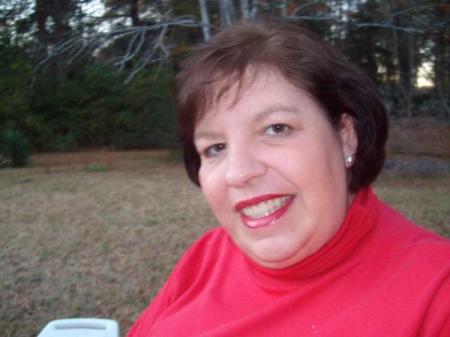 Betty Richardson Photo 13
