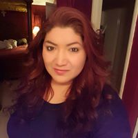 Julia Flores Photo 7