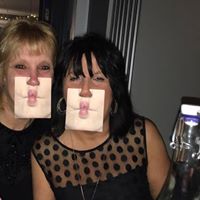 Julie Hodson Photo 16