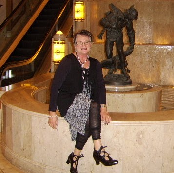 Catherine Lane Photo 14