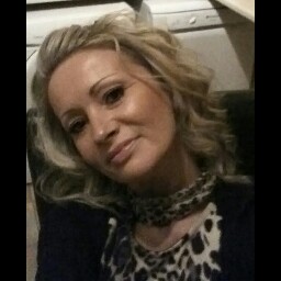 Vicki Howard Photo 37