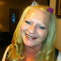 Meg Hamilton Photo 12