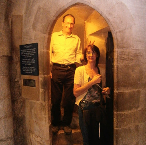 Carolyn Davies Photo 7