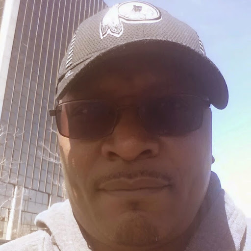 Kenneth Marshall Photo 16