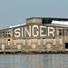 Elizabeth Singer Photo 17