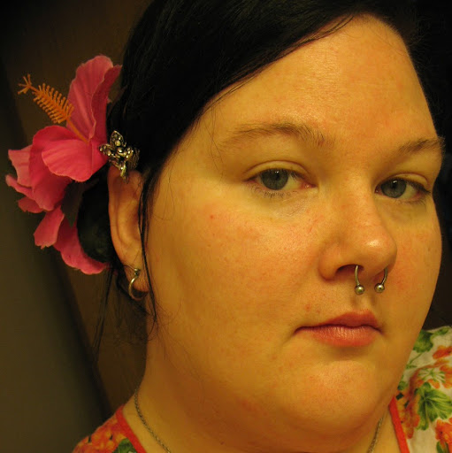 Elizabeth Kendall Photo 18