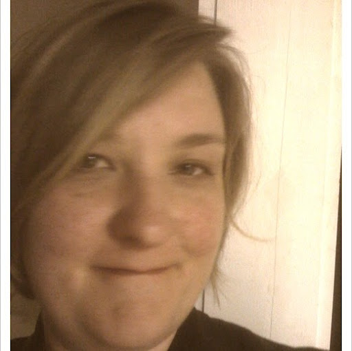 Stephanie Davidson Photo 29
