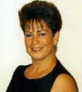 Daisy Fernandez Photo 1